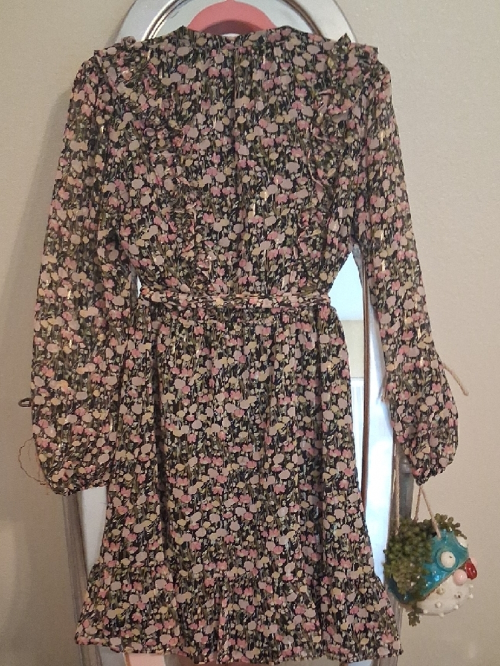 Womens Floral Long-Sleeve Ruffle Dress - Pink & Gold - Picture 4 of 4